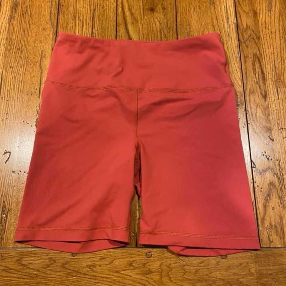 90 degree burnt orange biker short large